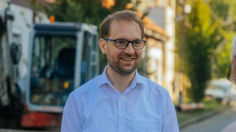 Ügyvivő jelleggel Dominic Fritz első elnökhelyettes veszi át az USR vezetését