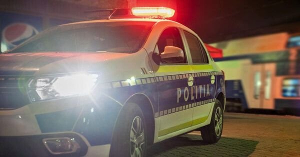 Jogosítvány nélkül vezetett egy lopott autót