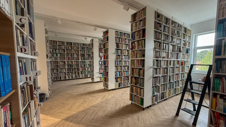 Hamarosan befejeződik a megyei könyvtár felújítása - Galéria