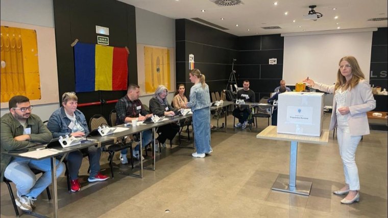 Külügy: jó körülmények között zajlik a szavazás a külföldi szavazókörzetekben