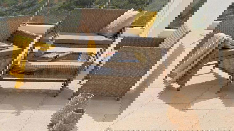 Tippek, hogyan rendezzük be kertünket stílusos kerti garnitúrával (x)