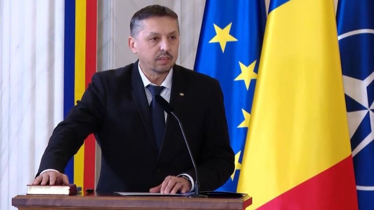 Tanügyminiszter: A középiskolai oktatás terén még csak nem is a középkorban vagyunk, hanem a kőkorszakban