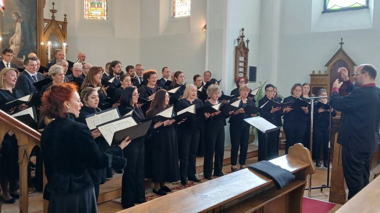 Mária dicsőségét zengte a Kodály kórus Nagyváradon