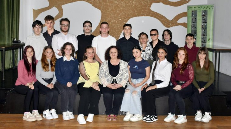 A nagyváradi Lorántffy Zsuzsanna Református Gimnázium XII. B végzős osztálya