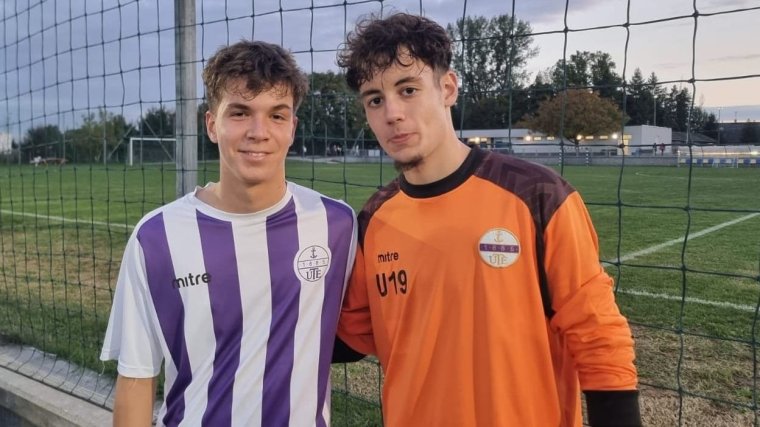 Váradi fiatalok sikerei lila-fehér mezben