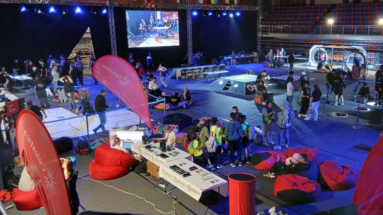 Ismét Nagyvárad ad otthont a robotika-bajnokságnak – Fotók és videók