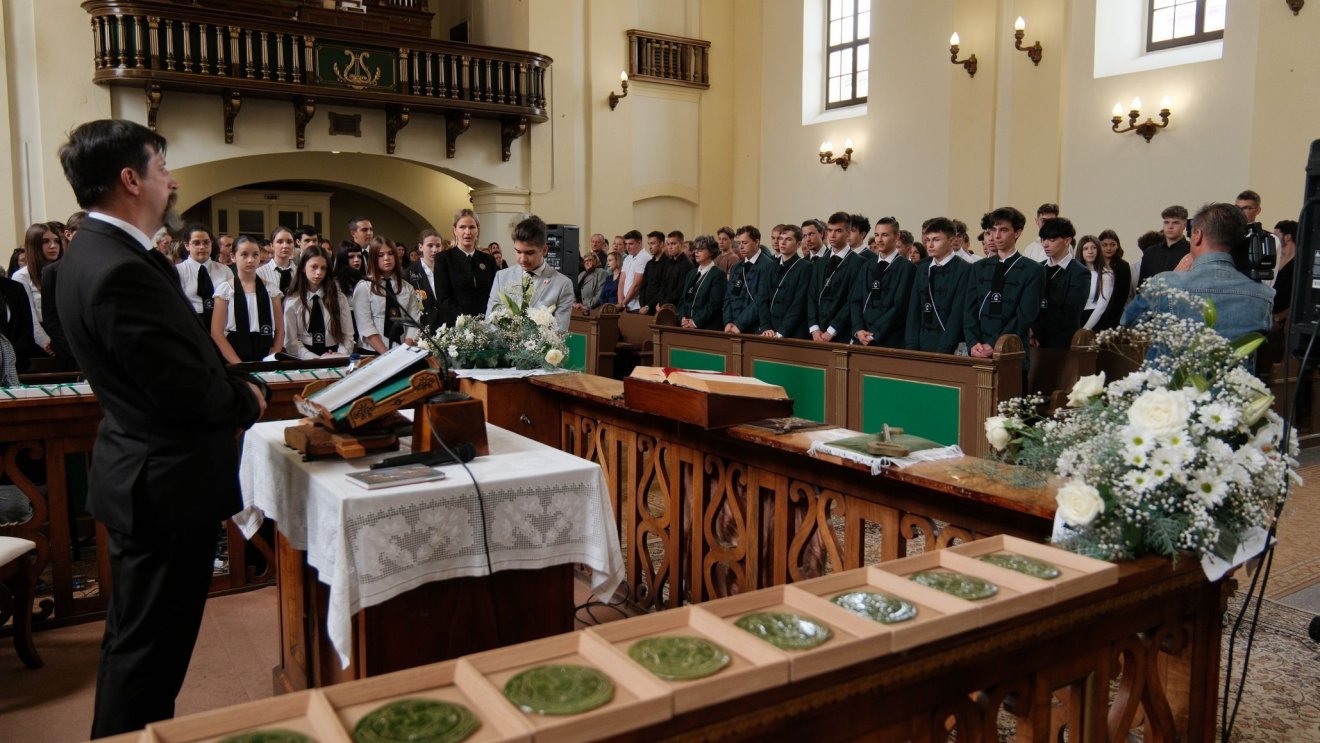 Ballagási ünnepségek Nagyváradon és a megyében