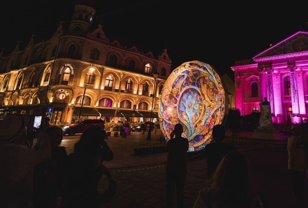 Fényjátékkal is ünneplik a szecesszió világnapját Nagyváradon