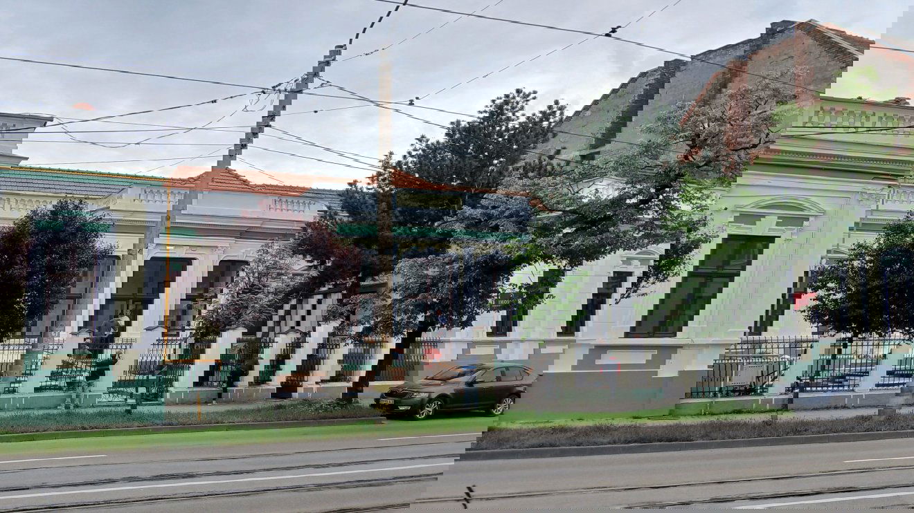 Szoboravatással egybekötve adják át a megújult Léda-házat Nagyváradon