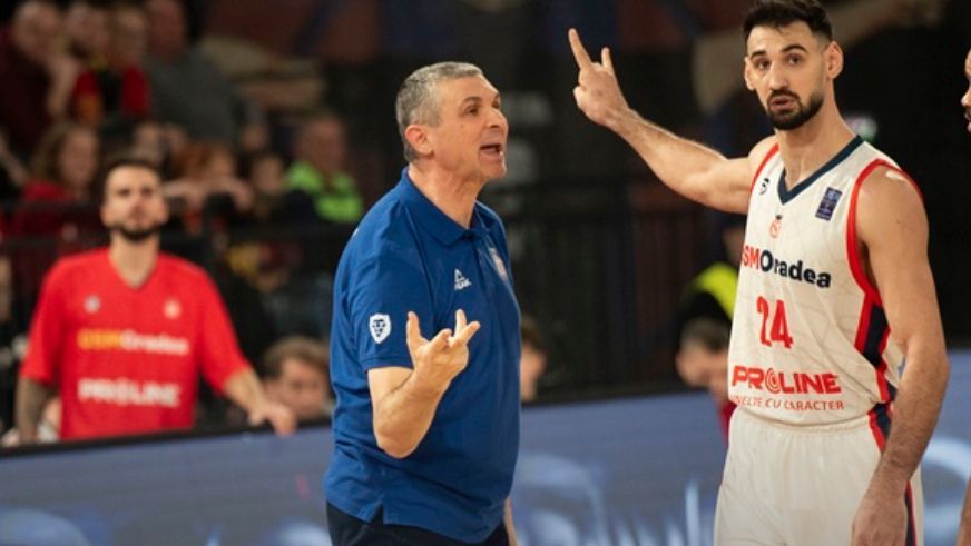 A játékvezetőket okolja a vereségért Cristian Achim