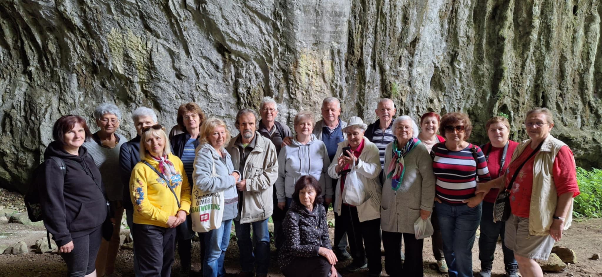 A Belényesi-medencébe kirándultak a partiumi magyar nyugdíjasok