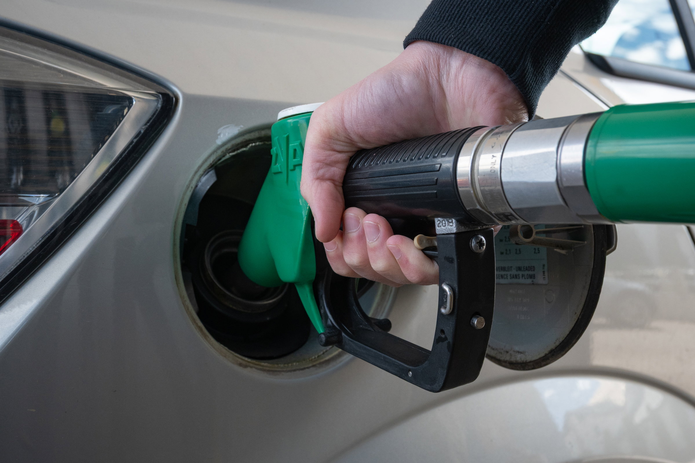 A szenátusi elnök szerint a kormány minden lehetséges intézkedést meghozott, hogy megvédje a lakosságot az üzemanyagárak emelkedésétől