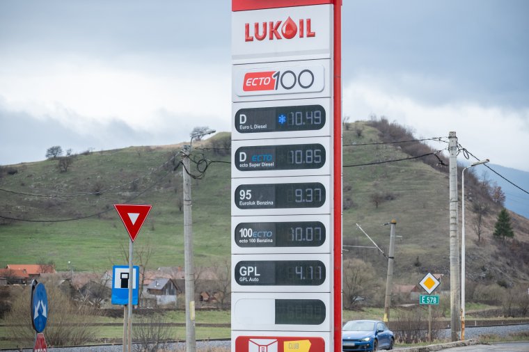 Döntött a kormány: ennyivel csökkentik a gázolaj jövedéki adóját