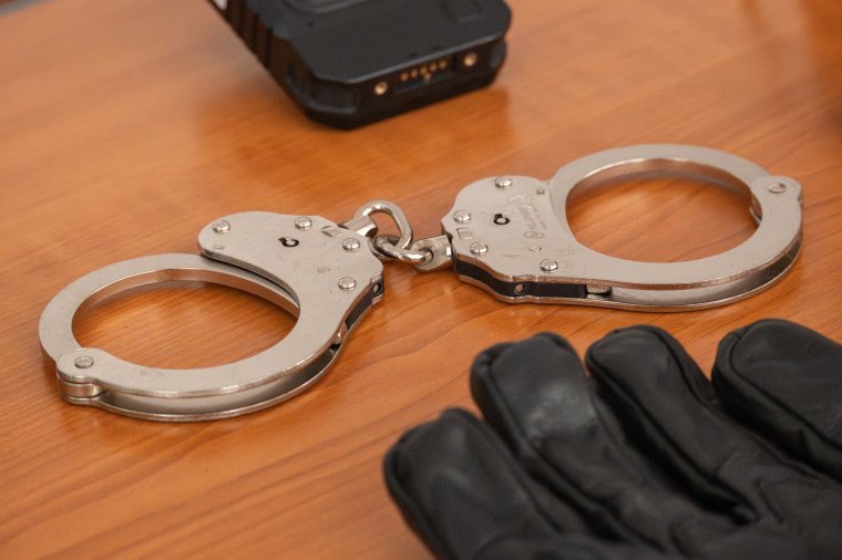 Egy év vizsgálat után bíróság elé áll a váradi iskola szexuális zaklatással vádolt tornatanára