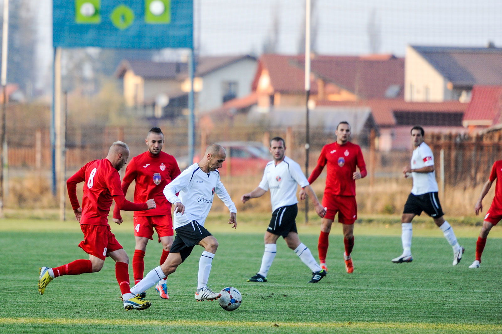 Székely himnusz és közös sörözés: tíz éve még a barátság jegyében játszott egymással az FK Csíkszereda és a Sepsi OSK