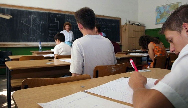 Három nyolcadikos diák is volt, aki színtízesre vizsgázott Bihar megyében