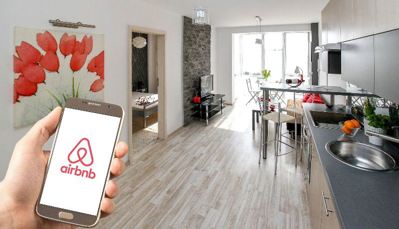 Adózásra szólították fel az Airbnb és a Booking oldalakon hirdető lakástulajdonosokat