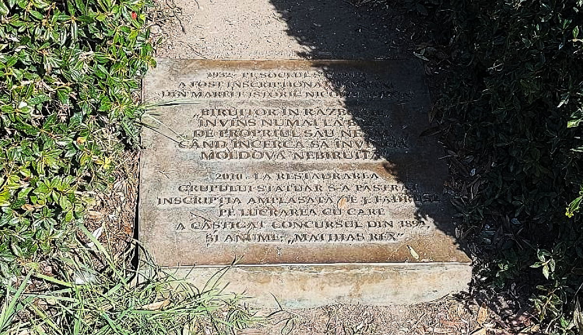 Ne magyarnak, európainak tekintsük Hunyadi Jánost meg Mátyást! Oké, de mi lesz Deceballal?