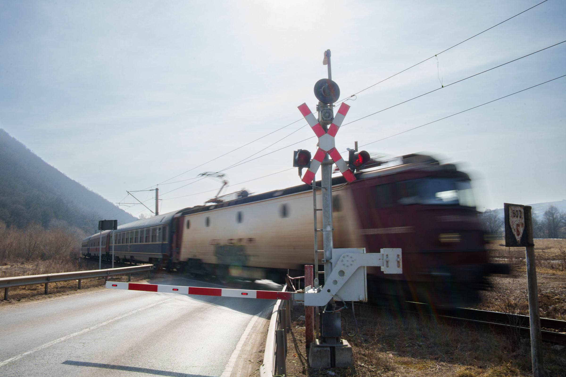 Sebességkorlátozásokat vezet be a CFR a hőség miatt