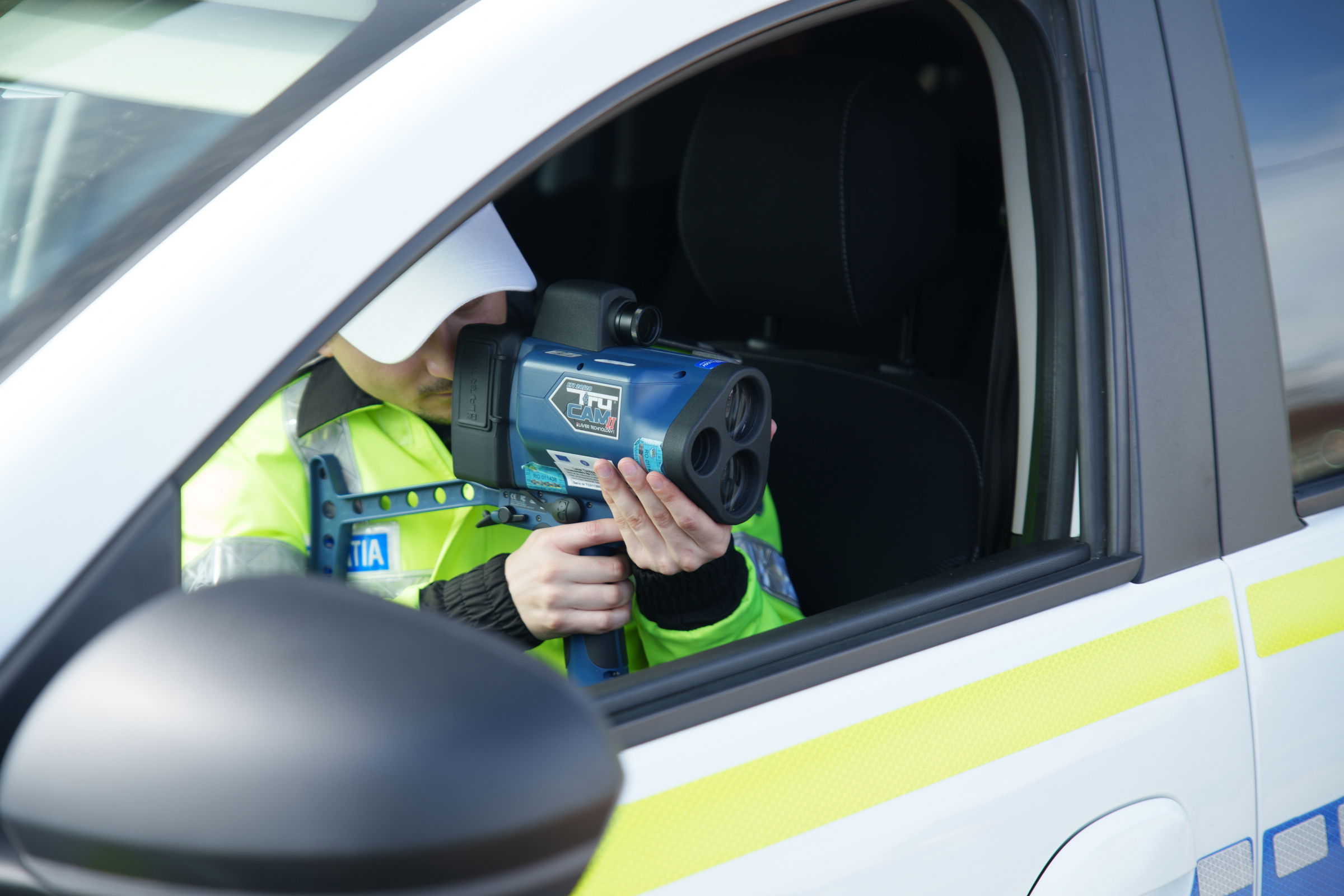 Lebukott: túl gyorsan hajtott a hamis rendszámú autóval egy érmihályfalvi férfi, akinek még jogosítványa sem volt