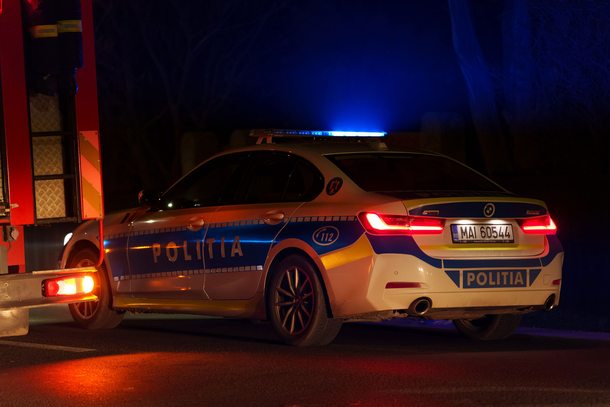 Élőben közvetítette a vandálkodást: autókat rongált meg és gyújtott fel egy 15 éves fiú