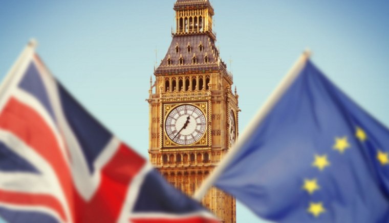 Súlyos gazdasági károkat okozott az EU-ból való kilépés a brit miniszterelnök-helyettes szerint