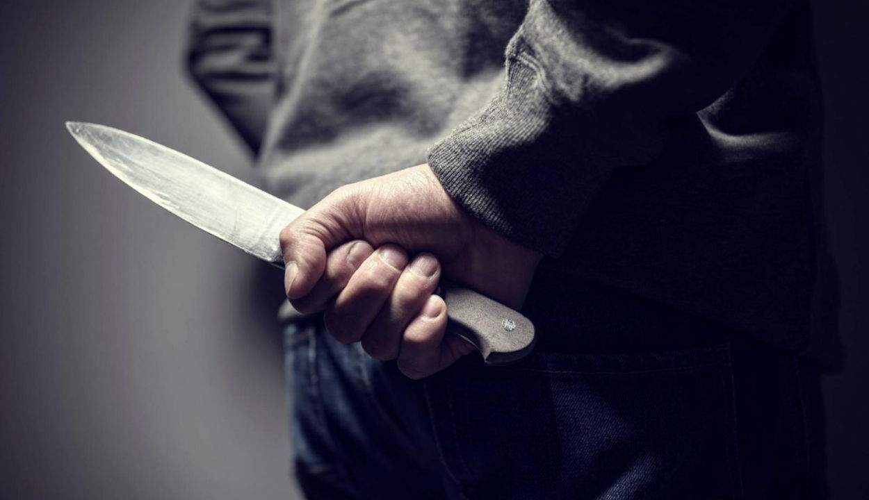 Előzetesbe helyeztek Váradon egy ukrán állampolgárt, miután késsel támadt a szomszédjára