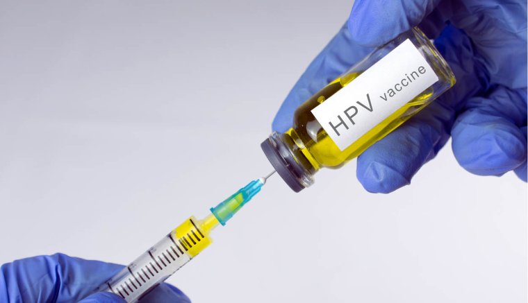 Ezentúl ingyenesen férhetnek hozzá a HPV elleni védőoltáshoz a 26 éven aluli fiatalok
