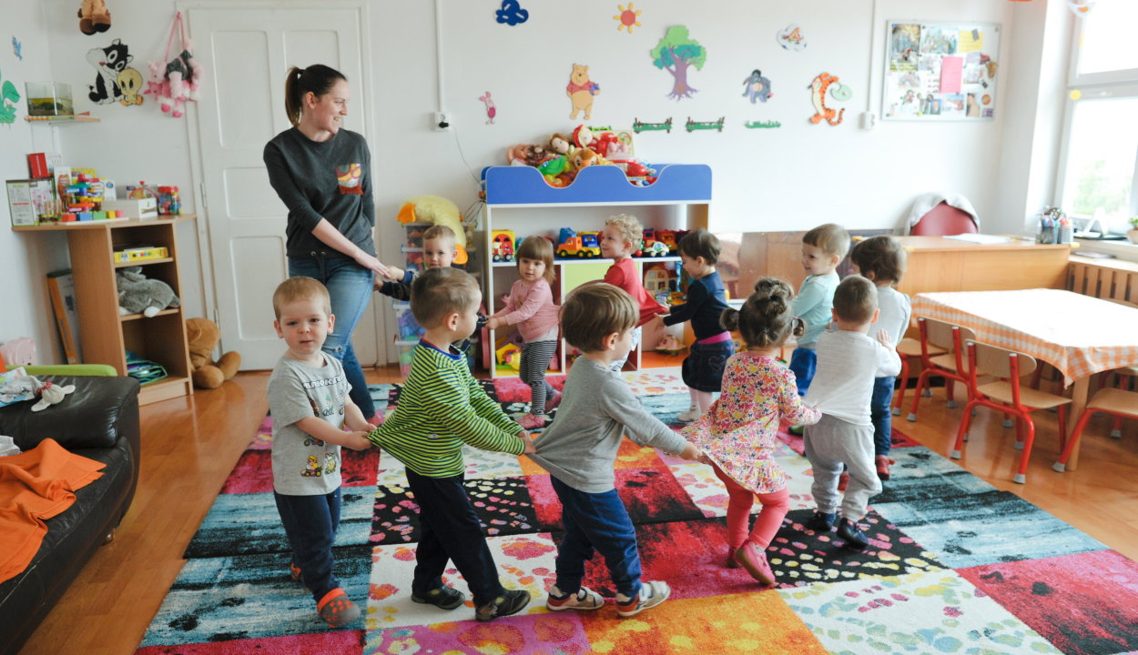 Növelik a kulturális és a bölcsődei utalványok értékét