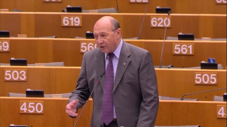 Traian Băsescu javára döntött az alkotmánybíróság a volt államfőket megillető kiváltságok ügyében