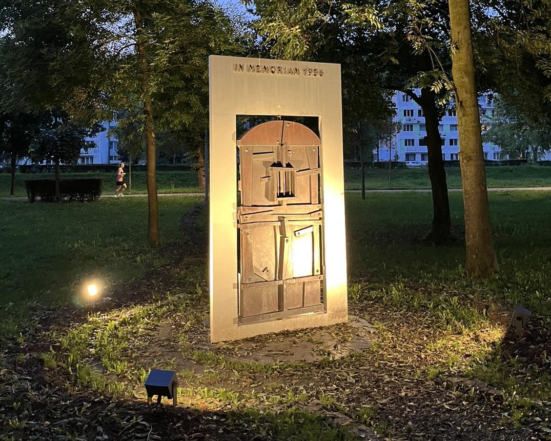 1956 hetven év elteltével is összeköt: tíznapos ünnepségsorozattal emlékezik Kolozsvár a magyar forradalomra