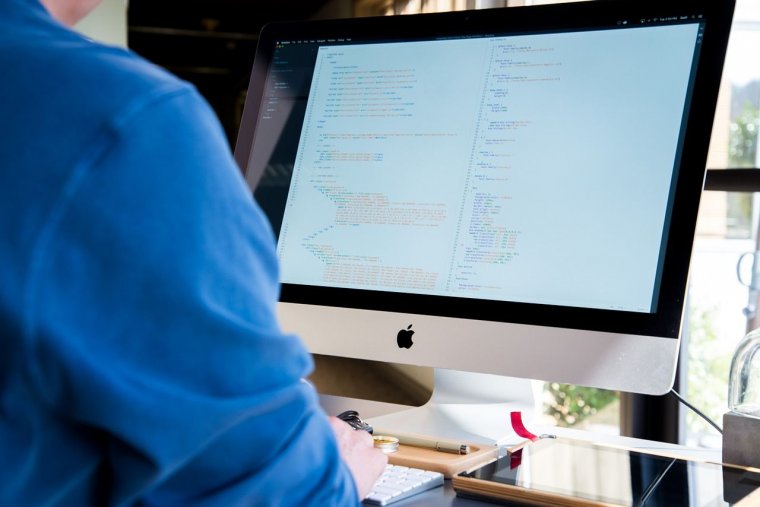 Elbocsátja háromszáz romániai dolgozóját a Telus kanadai informatikai vállalat