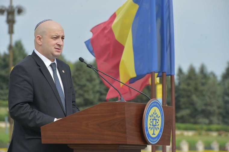 Visszaadja állami kitüntetését a Romániai Zsidó Hitközségek Szövetségének elnöke, Silviu Vexler