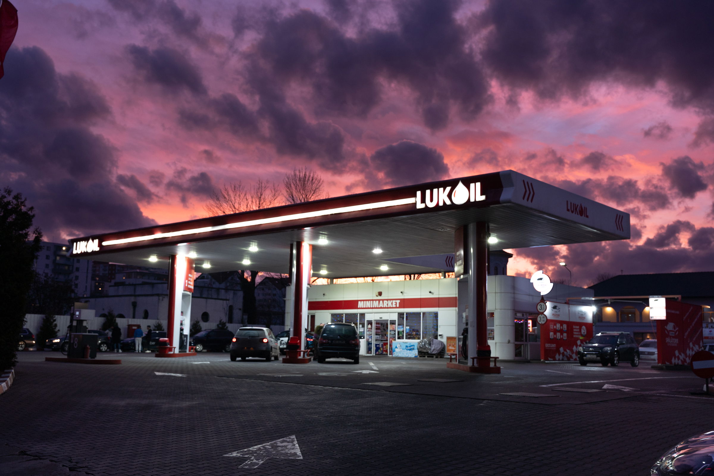 Eladja külföldi eszközeit a Lukoil az amerikai szankciók miatt