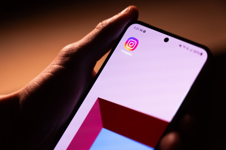 Új funkció az Instagramnál: értesítést kap a szülő, ha gyermeke önkárosítással kapcsolatban keres tartalmakat