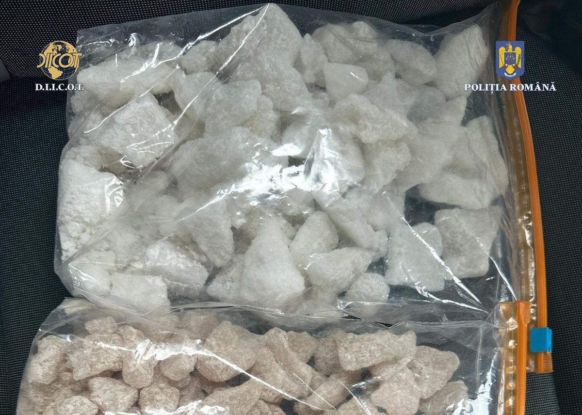 „Kristályt” árultak Margitta környékén: három személy előzetes letartóztatásba került