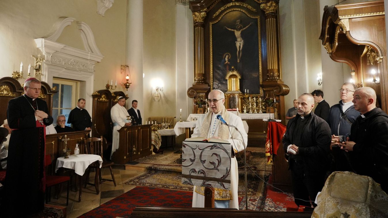 A premontrei apát kilakoltatásáról döntött a nagyváradi bíróság