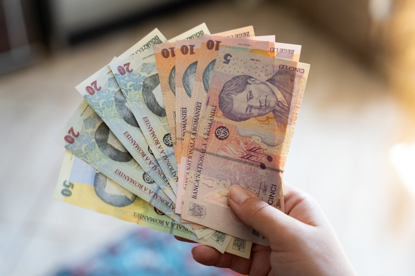 Törvénytervezet: jelentős leépítések és bércsökkentések lehetnek három állami vállalatnál