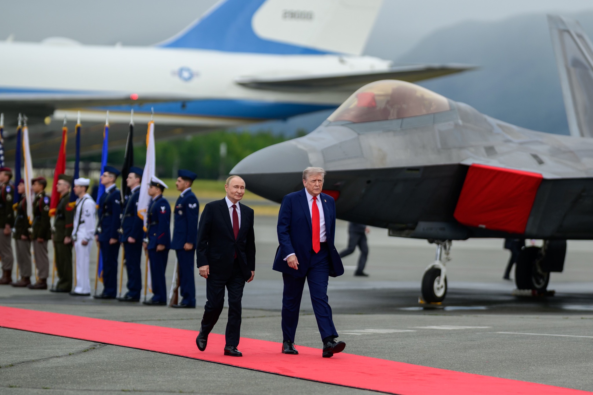 Trump szerint nem kell aggódni amiatt, hogy Putyin megtámadhatja a NATO-t