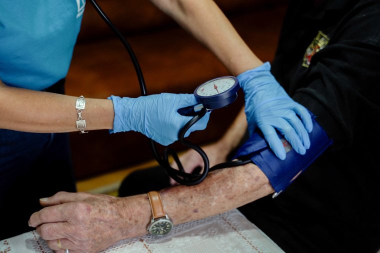 Ingyenes otthoni egészségügyi ellátás jár a súlyos állapotú, ágyhoz kötött betegeknek