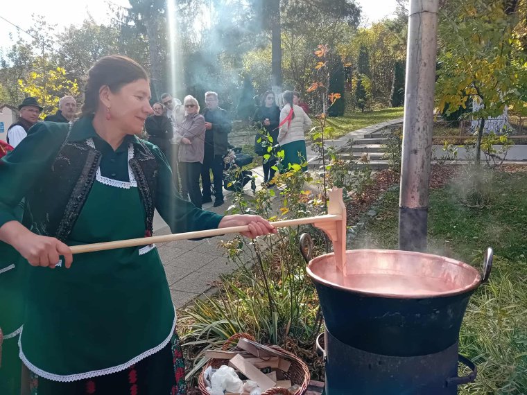 Mi a finom csipkebogyólekvár titka?