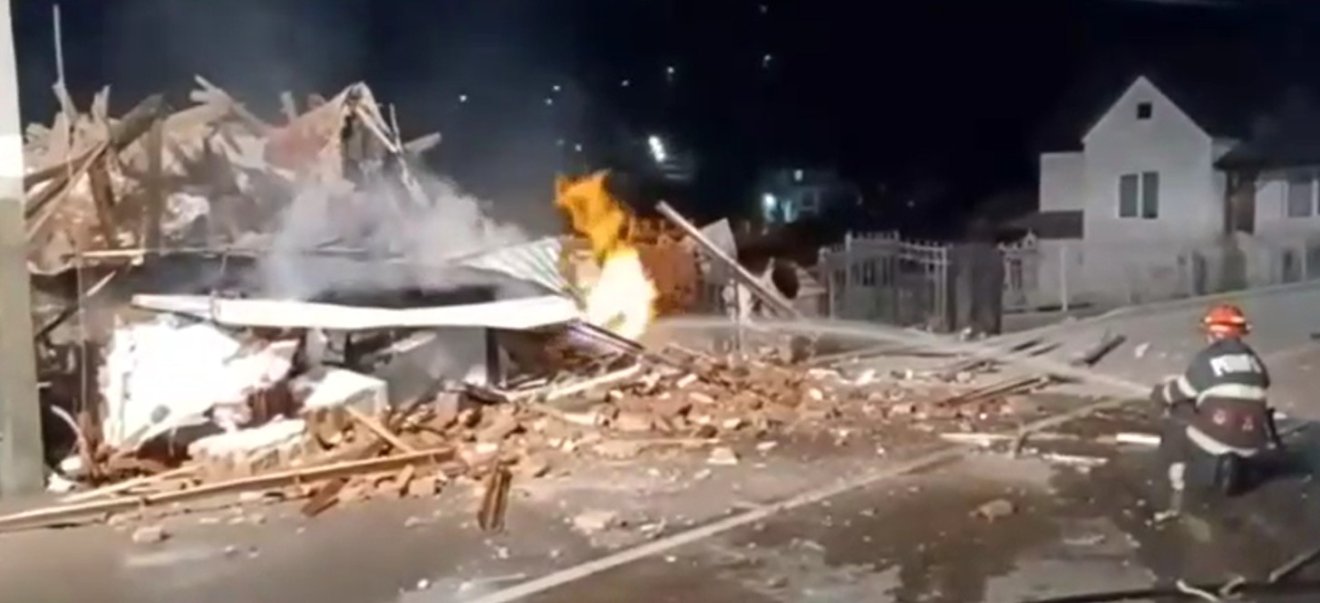 Kolozs megye: felrobbant egy lakóház Désen,  a romok alatt egy férfi holttestét találták meg