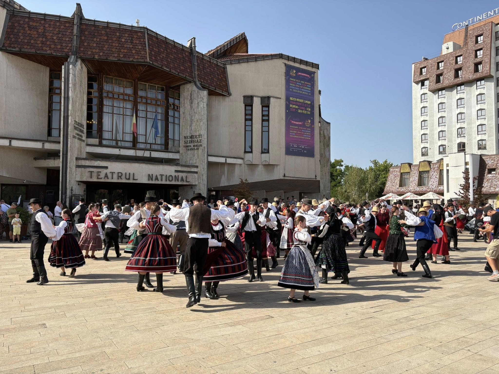A Szarkaláb 30 éve: táncegyüttes, amelyből közösség lett