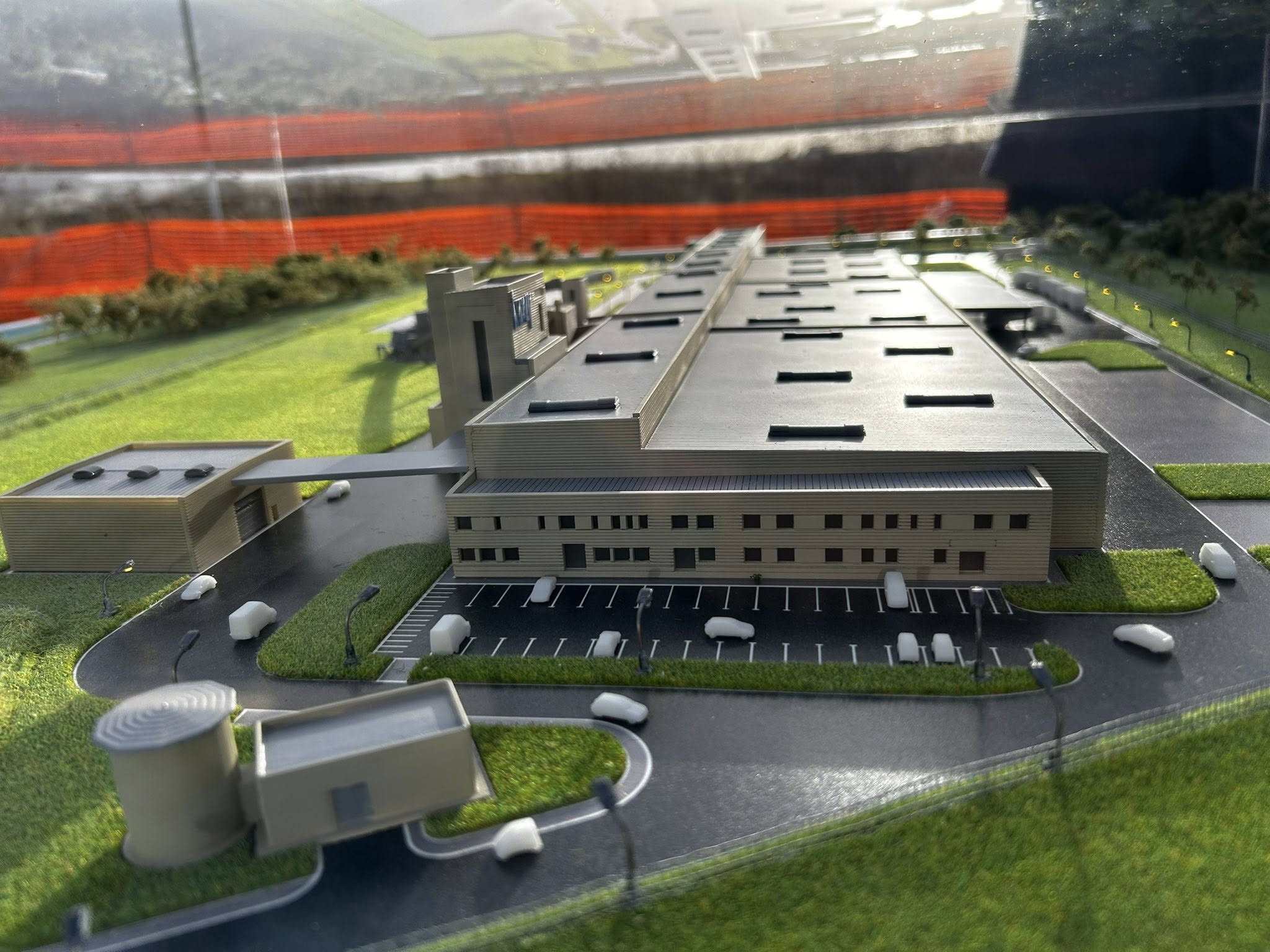 Kalotaszeg központjában, Bánffyhunyadon épít gipszkartongyárat a Knauf