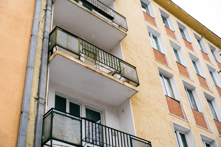 Üresen állt a nagyváradi lakás, mégis 20 ezer lejes közköltséget kell fizetniük a tulajoknak