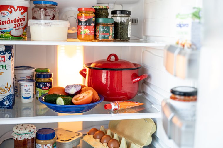 Percenként egy teherautónyi élelmiszer kerül a szemétbe Romániában