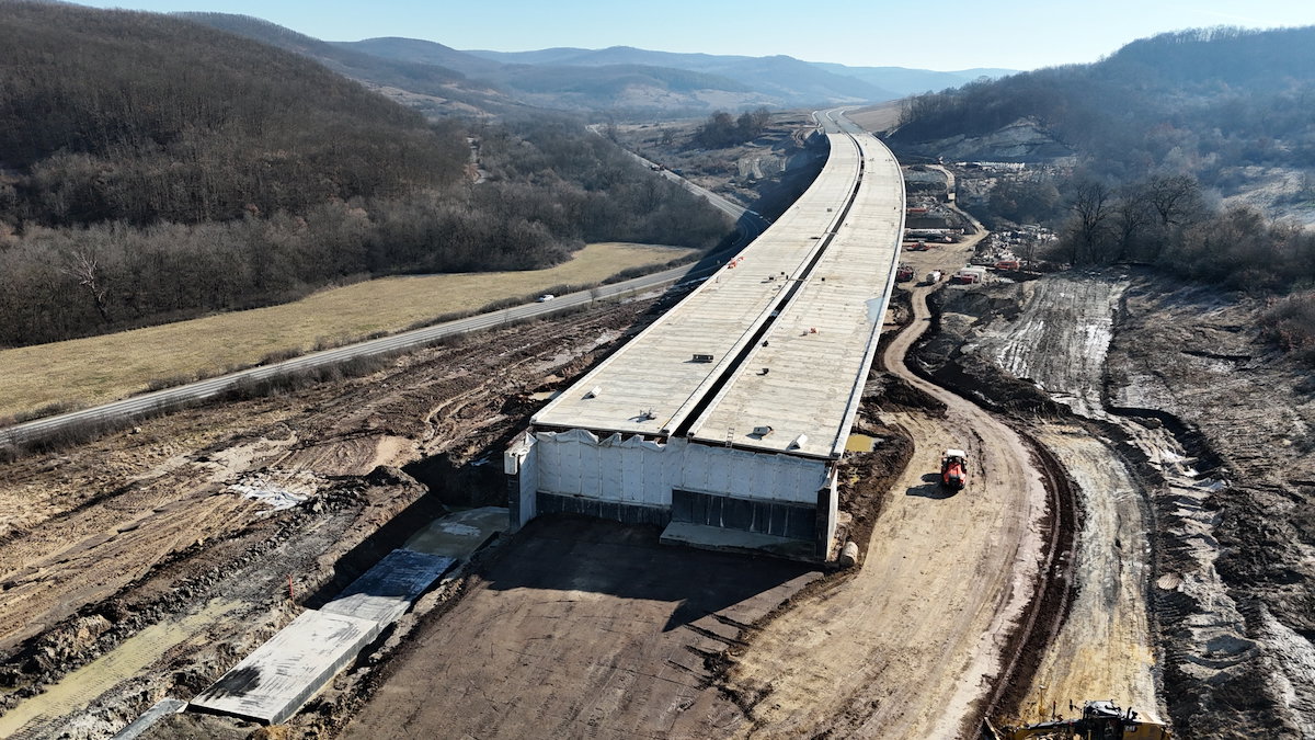 Tervezik már az Erdélyt Moldvával összekötő sztráda székelyföldi fontos szakaszát
