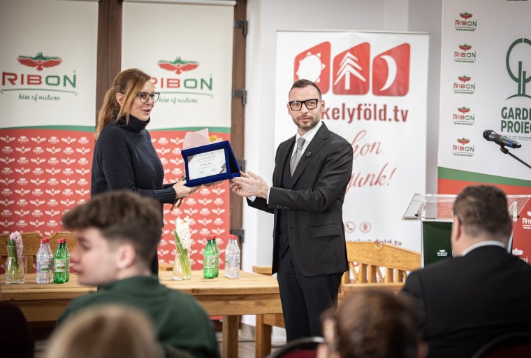 Hargita megye tiszteletbeli nagykövete lett Borbás Marcsi