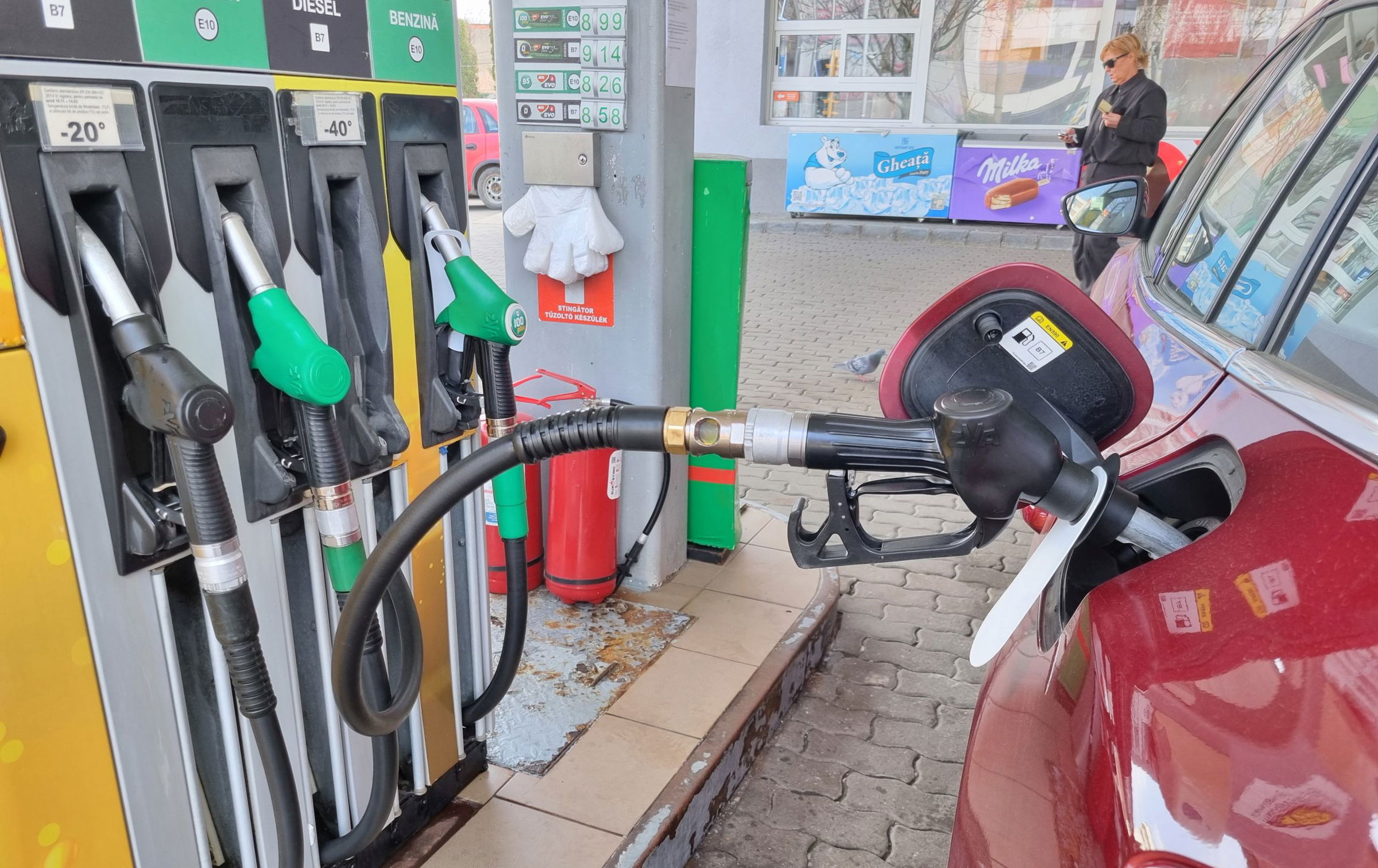 Uniós szóvivő: jelenleg nincs Európában közvetlenül fenyegető olajellátási hiány