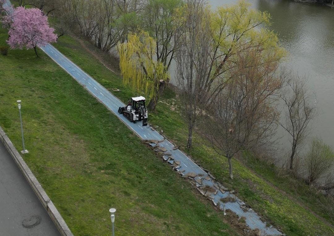 Törnek-zúznak a Maros-parton: nagyszabású felújítás kezdődött a partiumi megyeszékhelyen